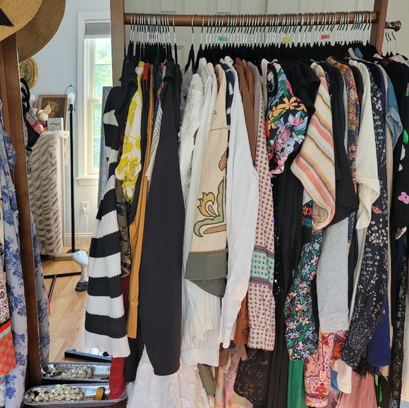 Meet your Posher, Cristina - Picture 3 of 6